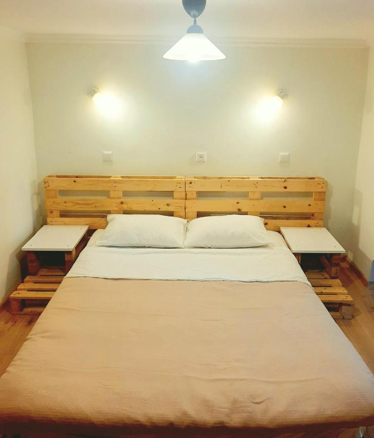 Welcome Guests Tbilisi Esterno foto